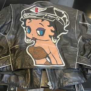 Betty boop black, little silver leather jacket